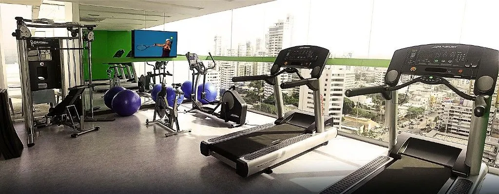 Hampton By Hilton Cartagena Hotel