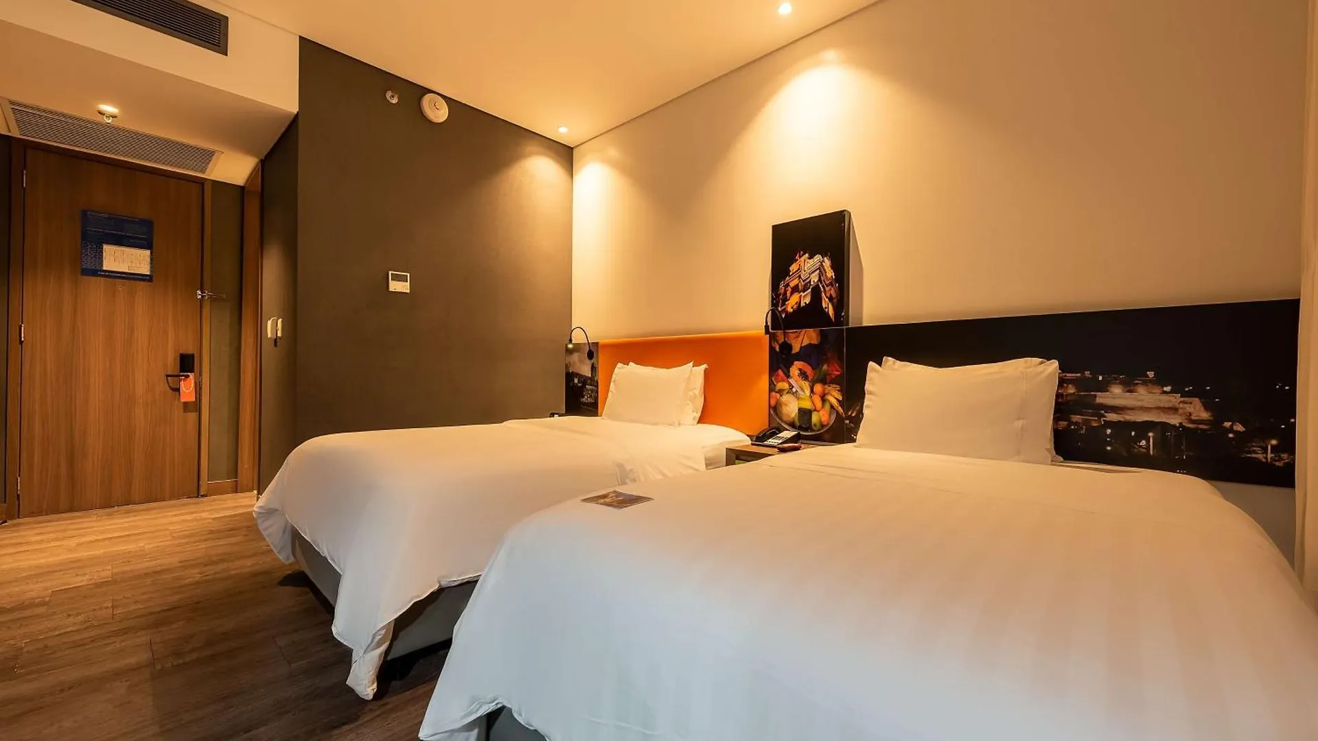 Hotel Hampton By Hilton Cartagena