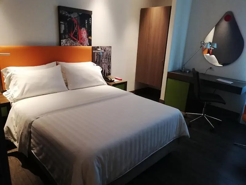 卡塔赫纳希尔顿汉普顿酒店 Cartagena 4*,  哥伦比亚